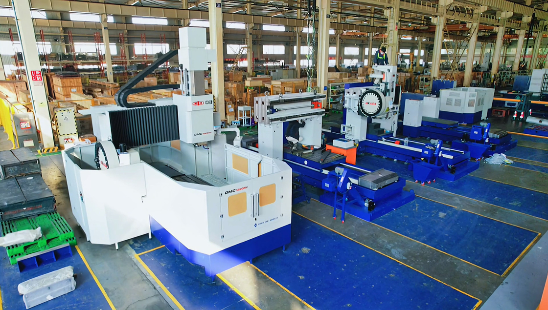 Κέντρο Τεχνολογικής Τεχνολογίας Gantry GMC3080 βαρύ φορτίο υψηλής ταχύτητας Gantry Moving CNC Machine Featuring Fixed Workbench
