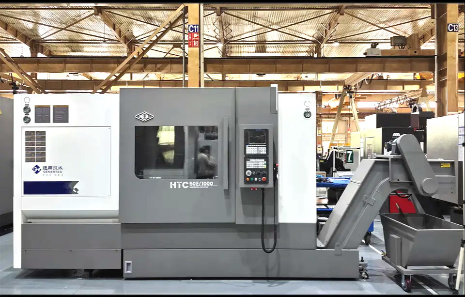 Μεταλλικό πλαγικό κρεβάτι CNC Lathe HTC50E Fanuc Κέντρο στροφής και άλεσης SMTCL CNC Machine