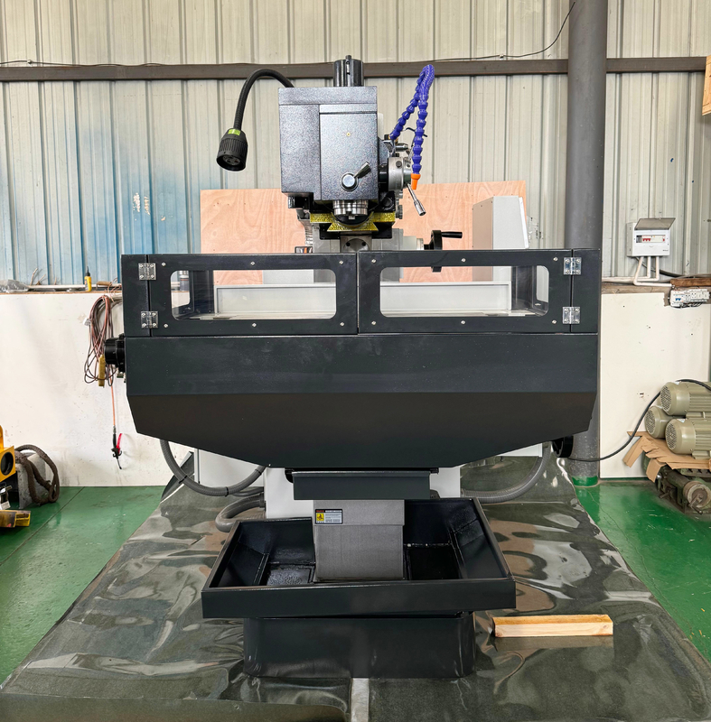 4 άξονες κάθετο CNC Milling Machine XKH8140A Μικρή επεξεργασία μούχλας CNC χειροκίνητο καθολικό εργαλείο Milling Machine