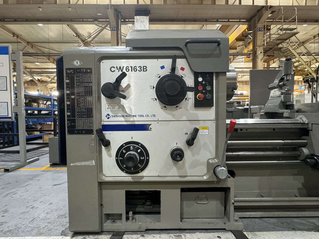 Μετατροπές βαρέων μετάλλων CW6163B Μηχανή κοπής μετάλλων