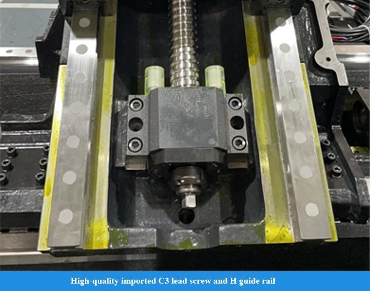 Οριζόντιο κέντρο στροφής CNC HTC30Hm BMT55 12 σταθμών Power Turret Servo Tailstock Κέντρο στροφής με άξονα Y