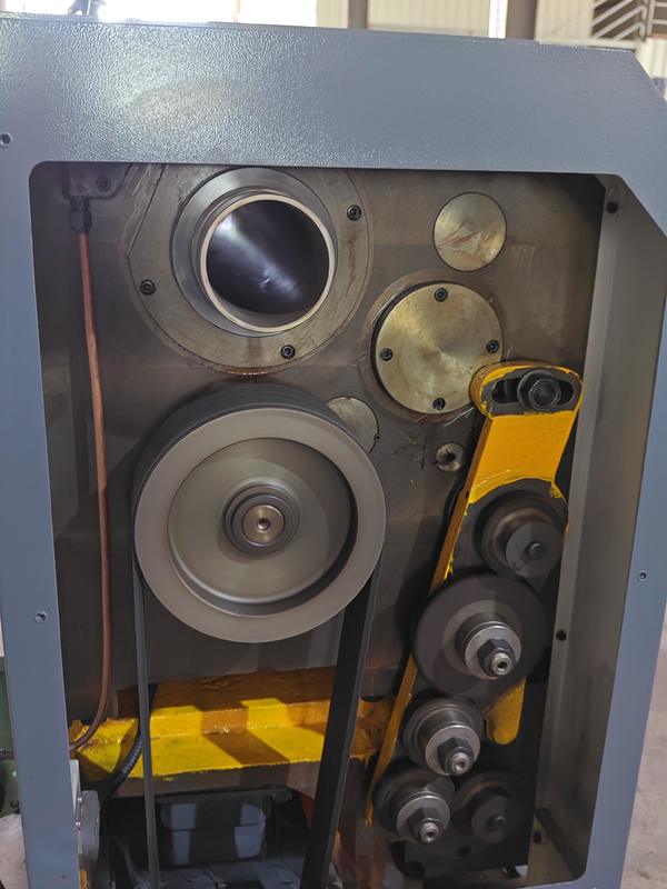 Μηχανή οριζόντιου στρογγυλομηχανή CW6180F καθολικής στρογγυλομηχανής