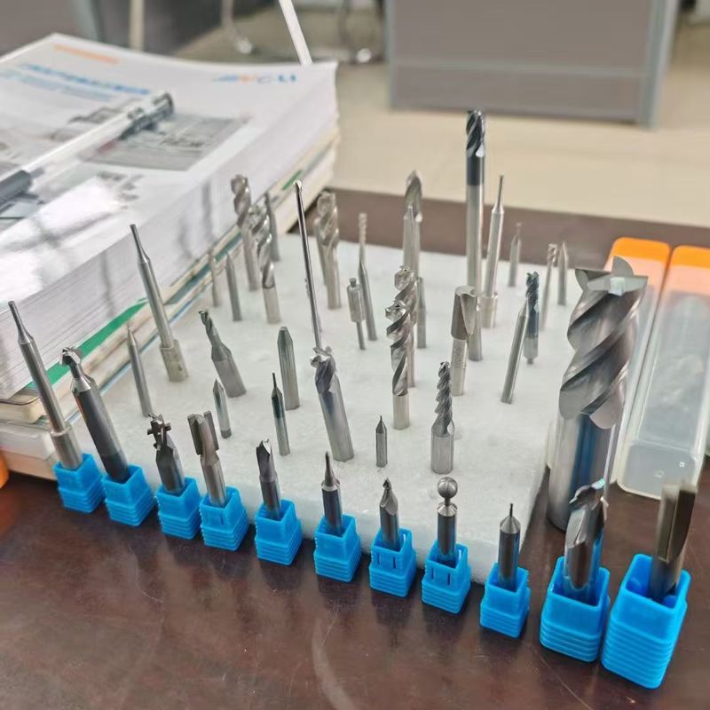 Μηχανή λείανσης εργαλείων CNC 5 αξόνων υψηλής ακρίβειας MG80, Μηχανή λείανσης εργαλείων πέντε αξόνων